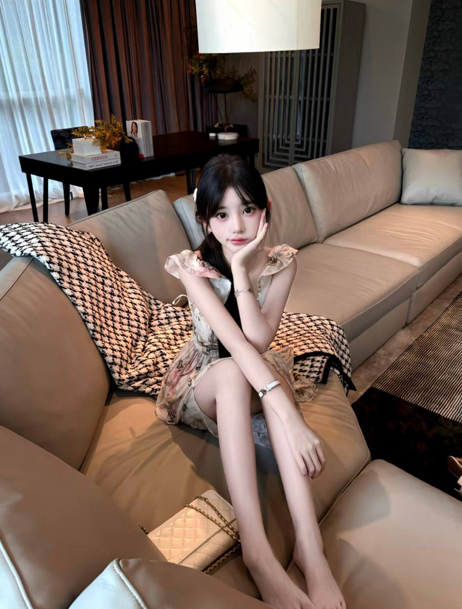 深圳外围-洋气留学生网红小纯