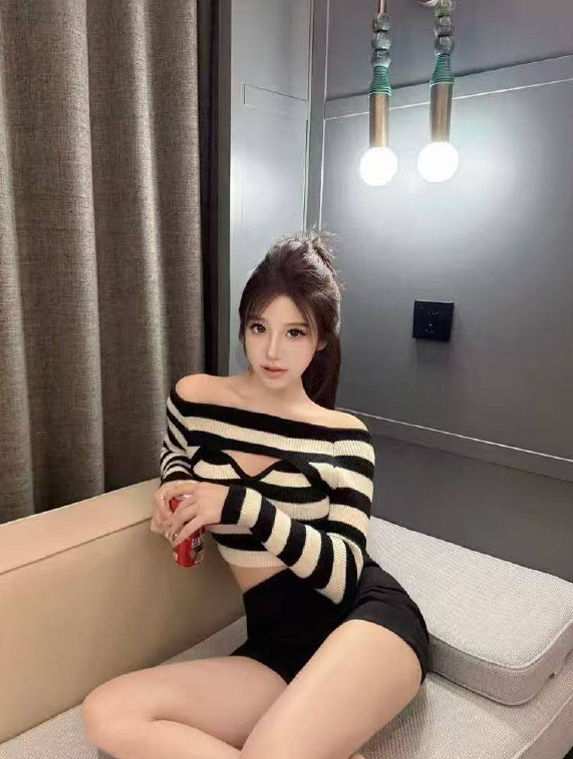 杭州外围-极品纯欲-反差