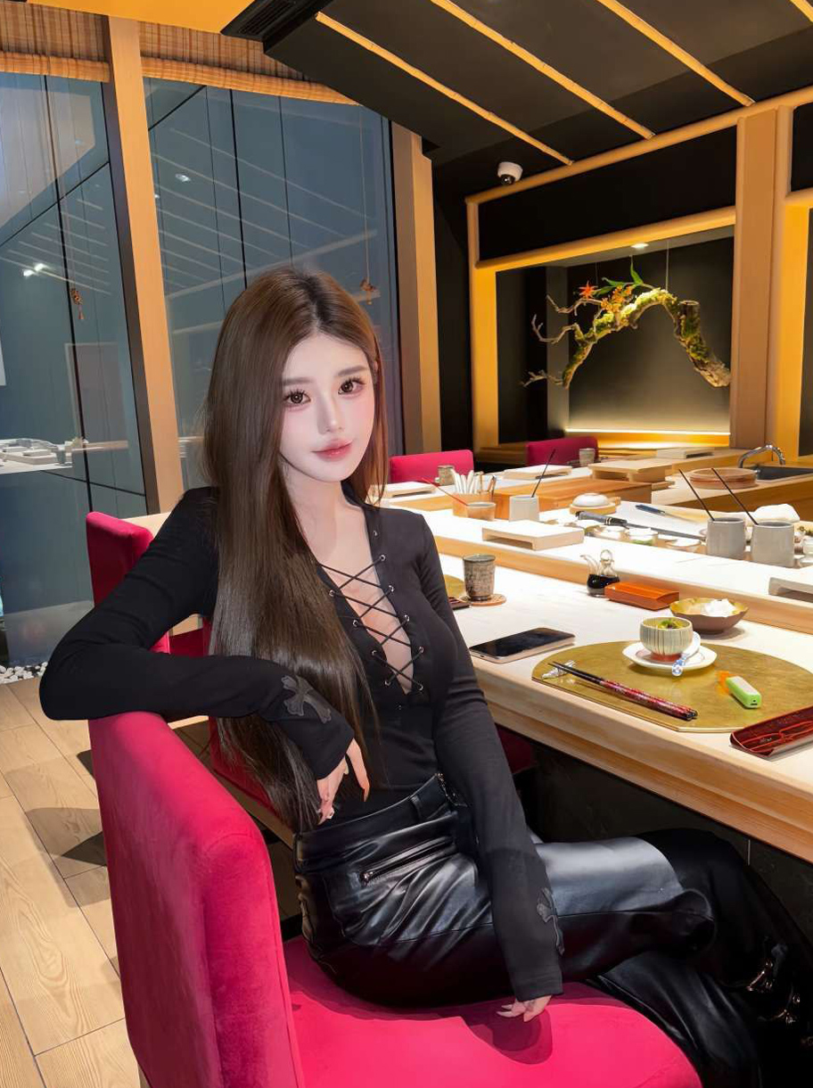 三亚外围-极品网红-同城约会