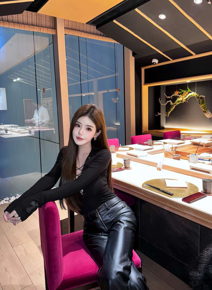 三亚外围-极品网红-同城约会