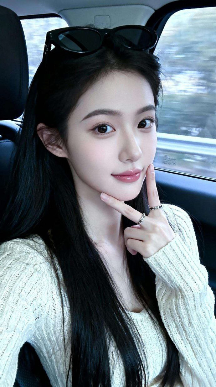 南京外围-外围新人-白小纯