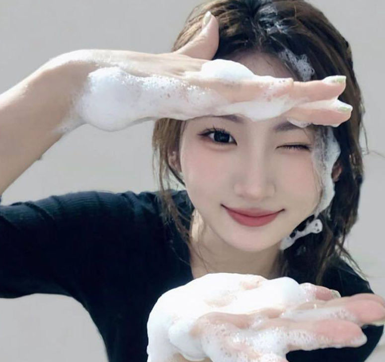 上海附近的人 上海单身交友APP 上海陌生人聊天 上海靠谱交友平台 上海情感陪伴 上海社交连接 上海异性互动  ...