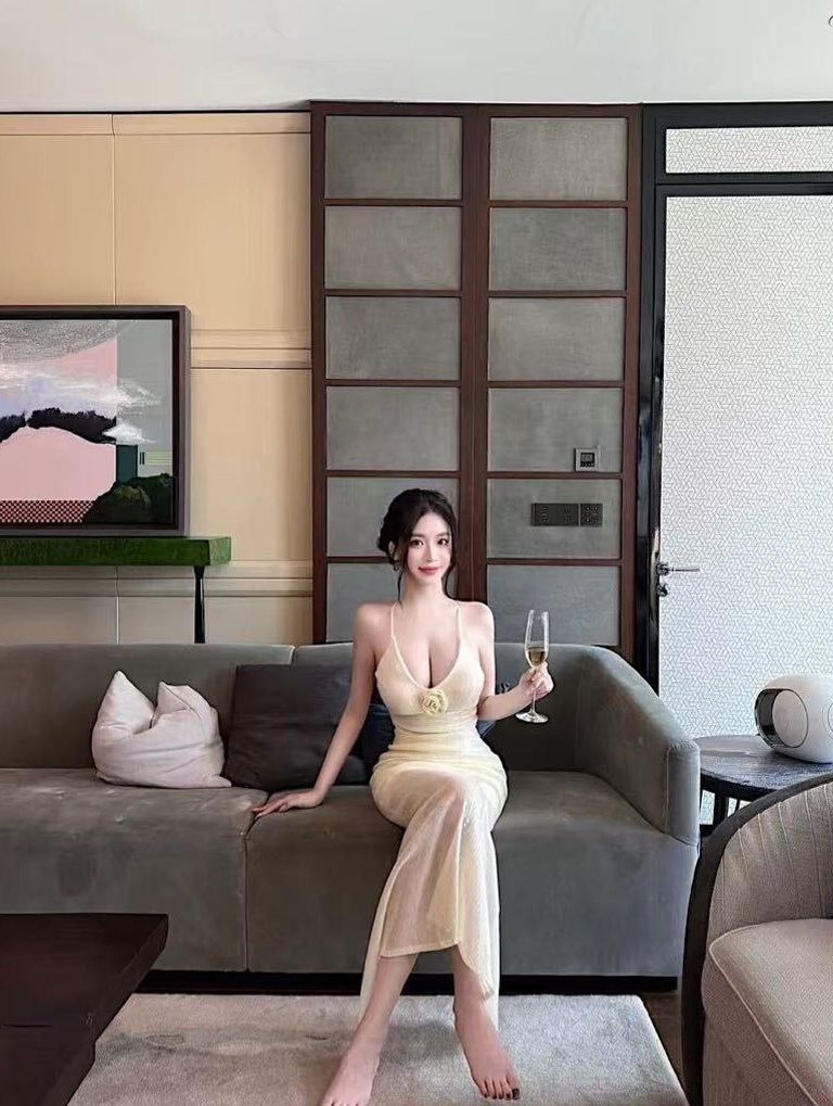 上海约会 上海同城 上海高端私密 上海线下交友 上海私密约会 上海魔都高端交友圈 上海高门槛高素质私密约妹 ...