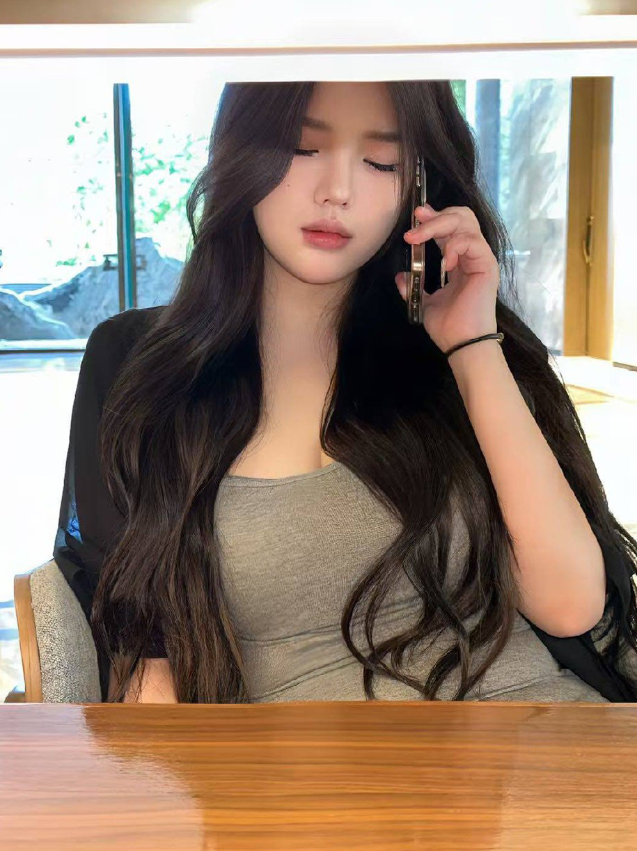 深圳伴游 深圳艺术院校 深圳舞蹈系学妹 深圳艺术学生 深圳播音主持