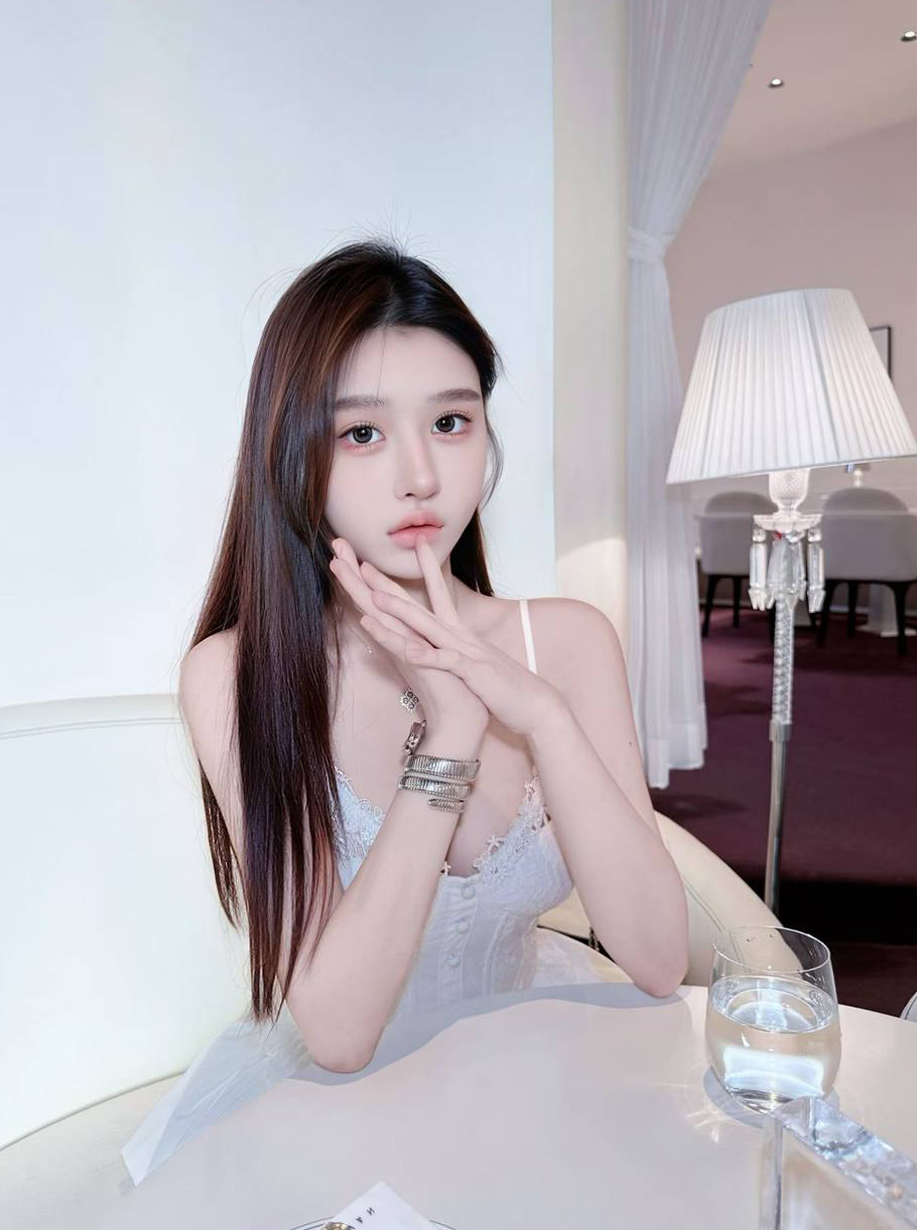 北京高端伴游 北京外围在校生 北京外围 北京外围一般多少钱 北京外围女友