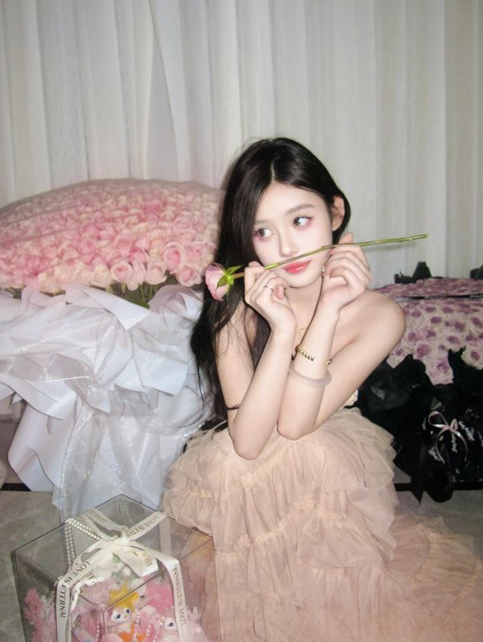 高端交友 高端伴游 明星伴游 甜心伴侣 糖恋 糖宝计划 可空降 高颜值社交 商务陪同 职业模特  海归留学生 高 ...