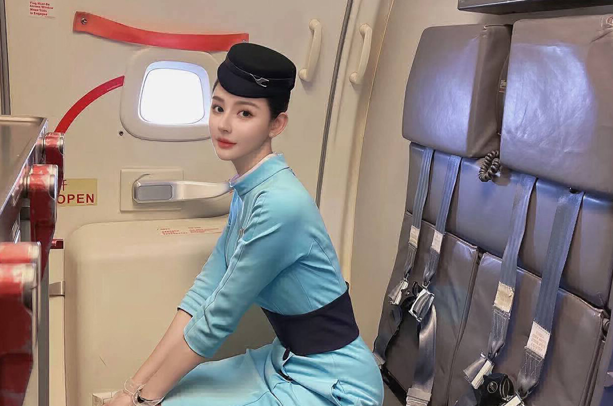 上海空姐 上海女孩 上海大学生 上海艺术院校 上海舞蹈系学妹 上海艺术学生 上海播音主持 上海清纯学姐 上海 ...