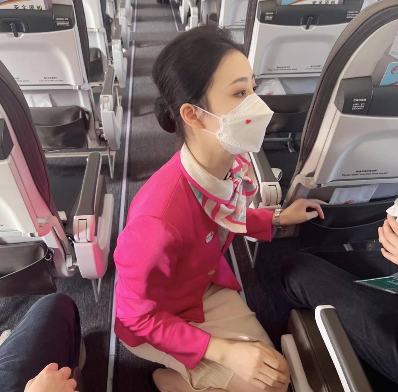 上海陌生人聊天 上海靠谱交友平台 上海情感陪伴 上海社交连接 上海异性互动 上海找女生吃饭聊天 上海陪聊  ...