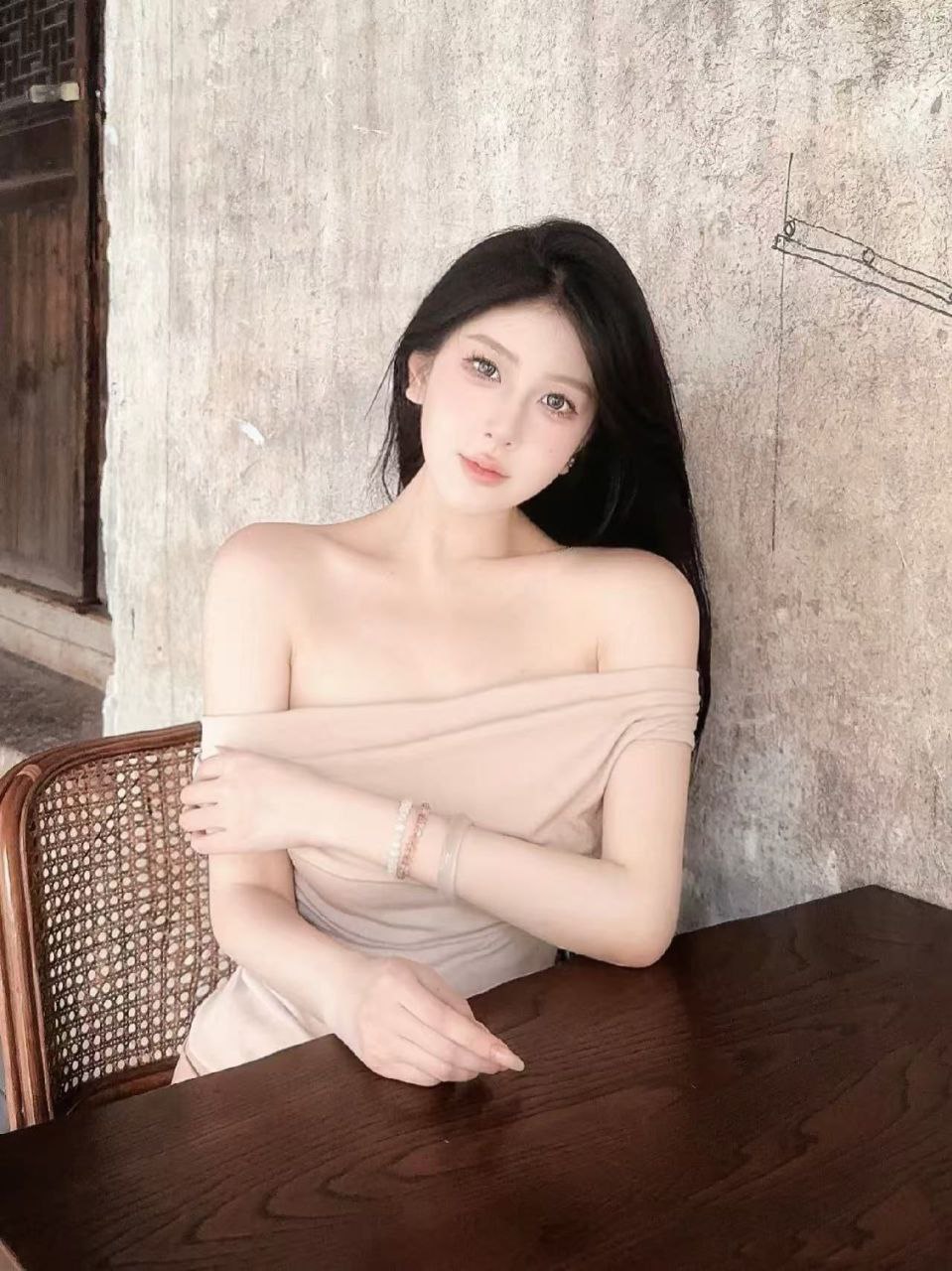 上海校园约会 上海真实约炮 上海高素质感 上海大学生 上海模特 上海校花 上海艺术生 上海外籍 上海留学生  ...