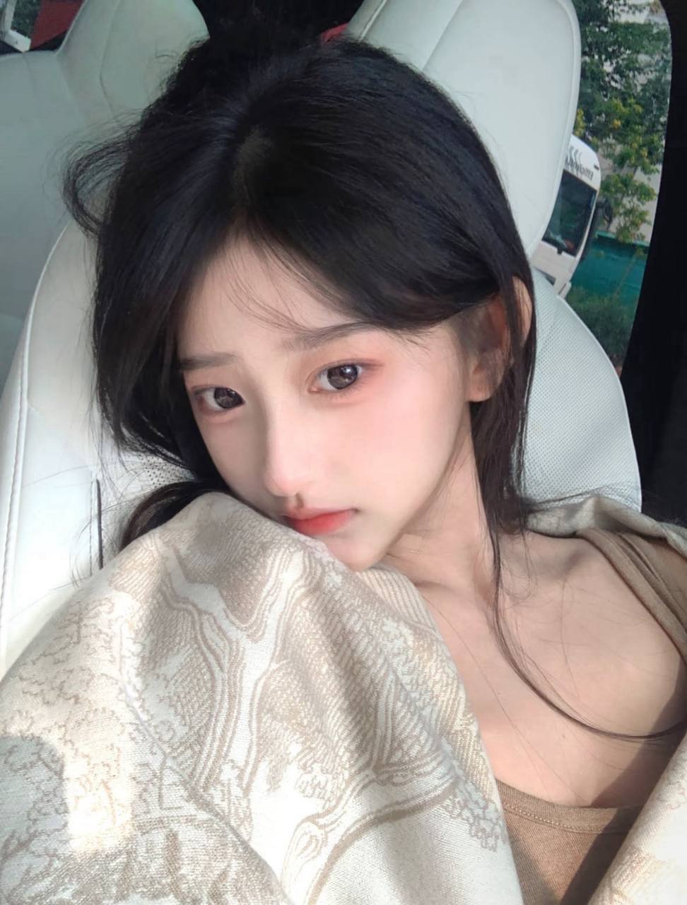 上海单身交友APP 上海陌生人聊天 上海靠谱交友平台 上海情感陪伴 上海社交连接 上海异性互动 上海找女生吃 ...