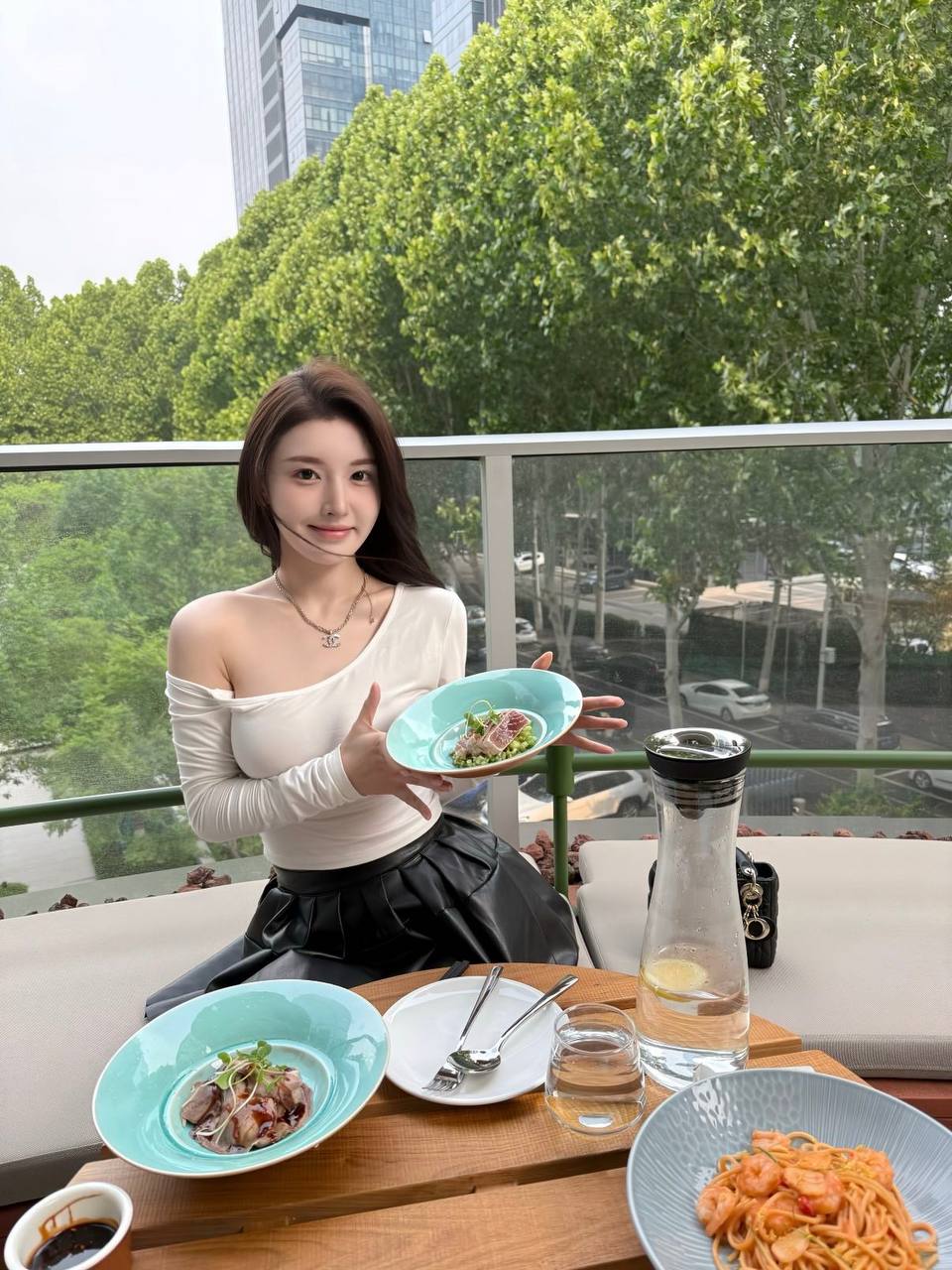 上海高端场所攻略 上海伴游约会 上海援交 上海喝茶修车 上海空降 上海空姐 上海大学生 上海学妹 上海大学生 ...