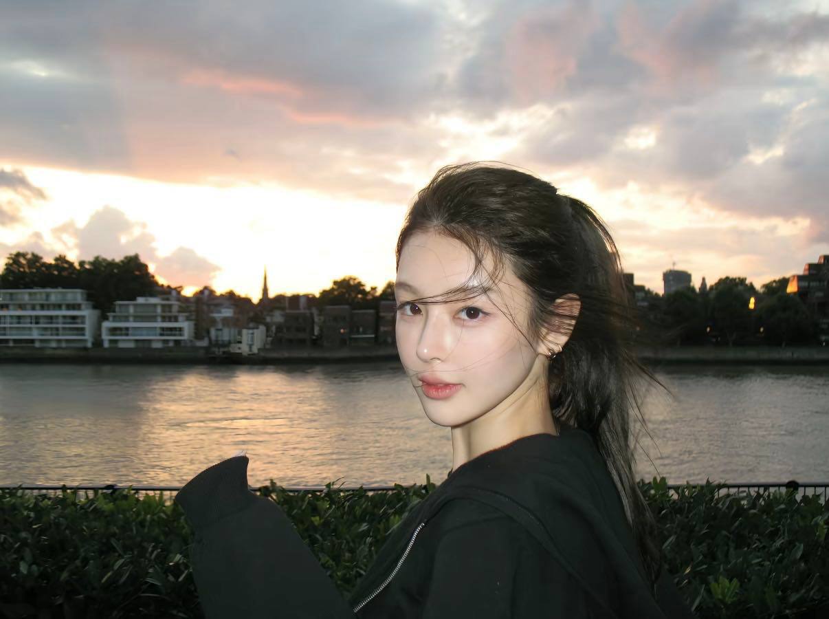 上海线下社交群真实体验 上海氛围感名媛 上海高颜值名媛 上海外围 上海伴游 上海艺术院校 上海舞蹈系学妹  ...