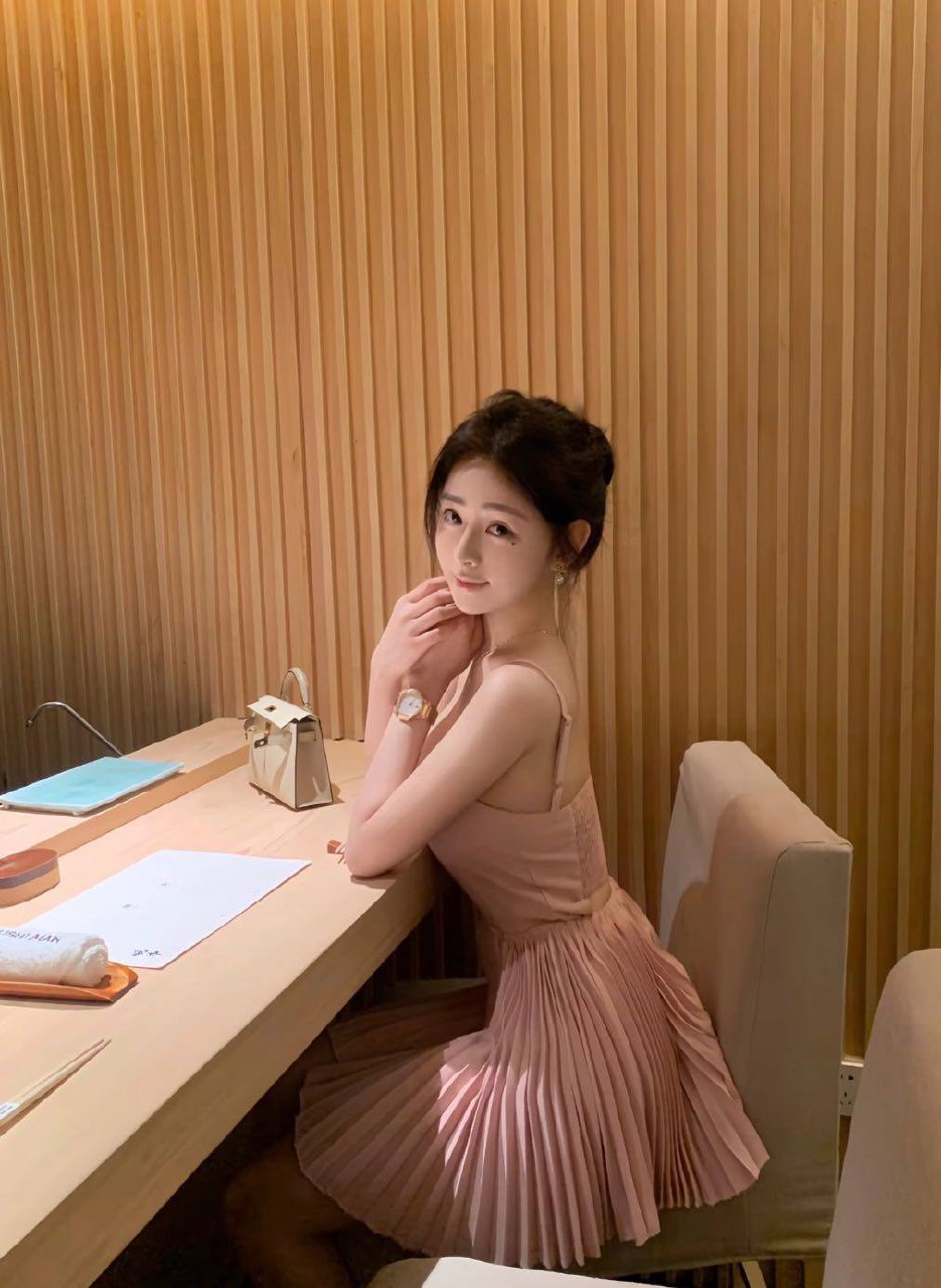 上海上海车模 上海瑜伽老师 上海高级白领 上海双语翻译 上海高海拔冷艳大蜜 上海九头身纯欲风御姐 上海高端 ...