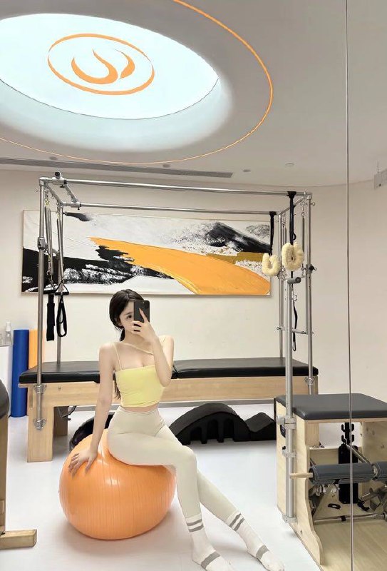 上海上海车模 上海瑜伽老师 上海高级白领 上海双语翻译 上海高海拔冷艳大蜜 上海九头身纯欲风御姐 上海高端 ...