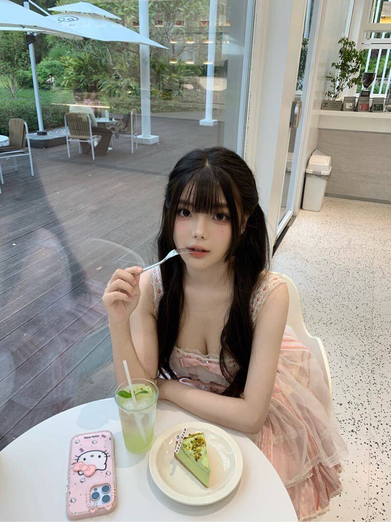 广州模特 广州校花 广州艺术生 广州外籍 广州留学生 广州空乘 广州模特 广州白领 广州名媛 广州空姐 广州女 ...