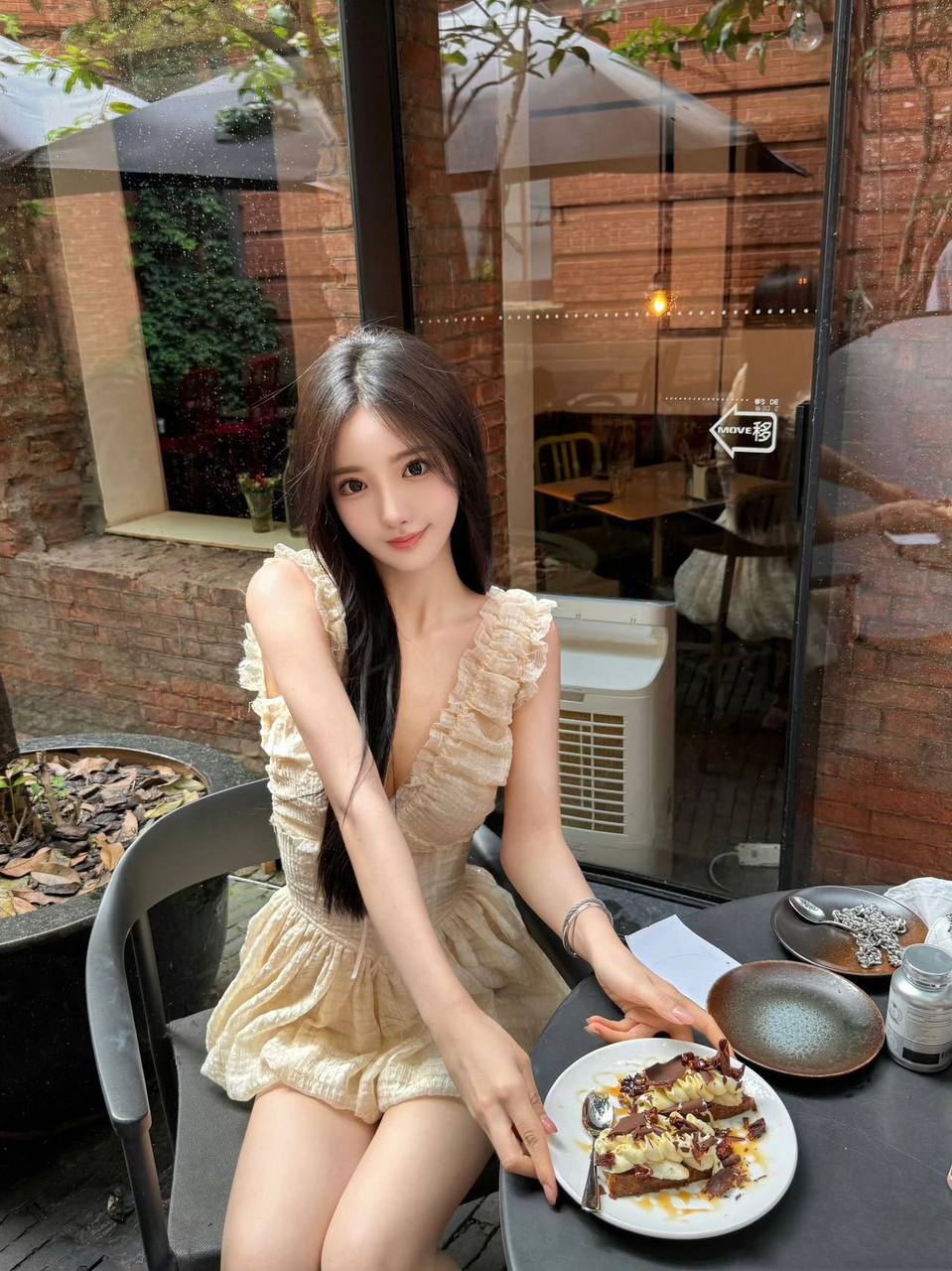 上海私密约会 上海魔都高端交友圈 上海高门槛高素质私密约妹 上海同城 上海网红 上海高端伴游 上海京城名媛 ...