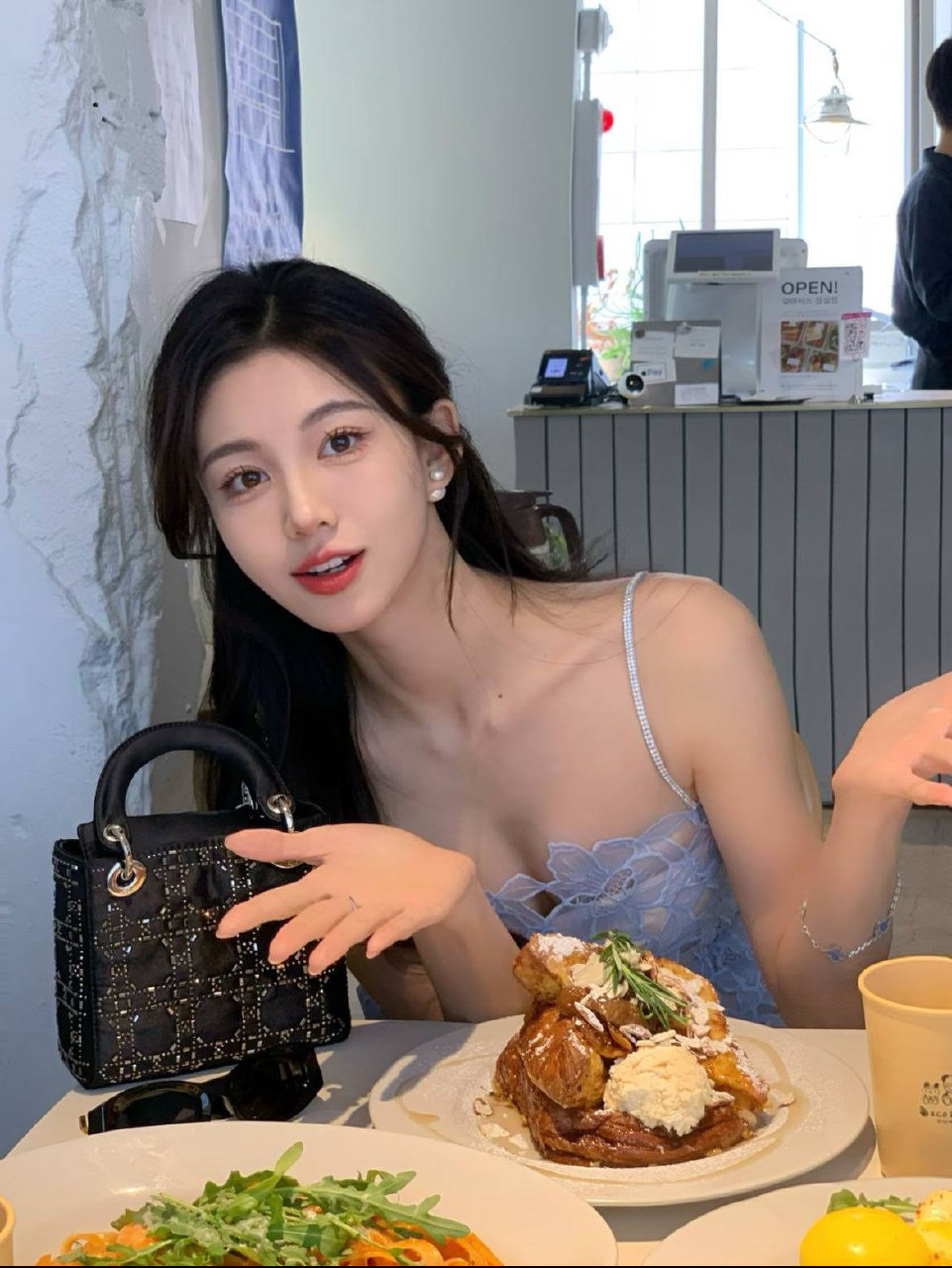 上海模特 上海兼职 上海夜生活 上海学姐 上海职场白领兼职 上海上海高端兼职 上海校园约会 上海真实约炮 上 ...