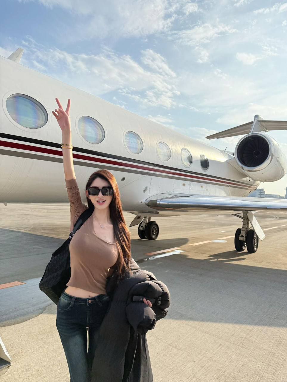 上海线下交友 上海私密约会 上海魔都高端交友圈 上海高门槛高素质私密约妹 上海同城 上海网红 上海高端伴游 ...