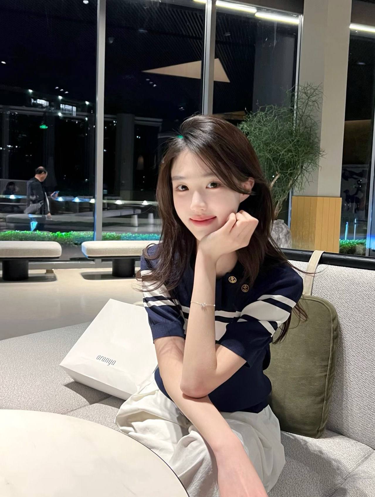 上海网红 上海空姐 上海女孩 天然白虎 上海大学生 上海艺术院校 上海舞蹈系学妹 上海艺术学生 上海播音主持 ...