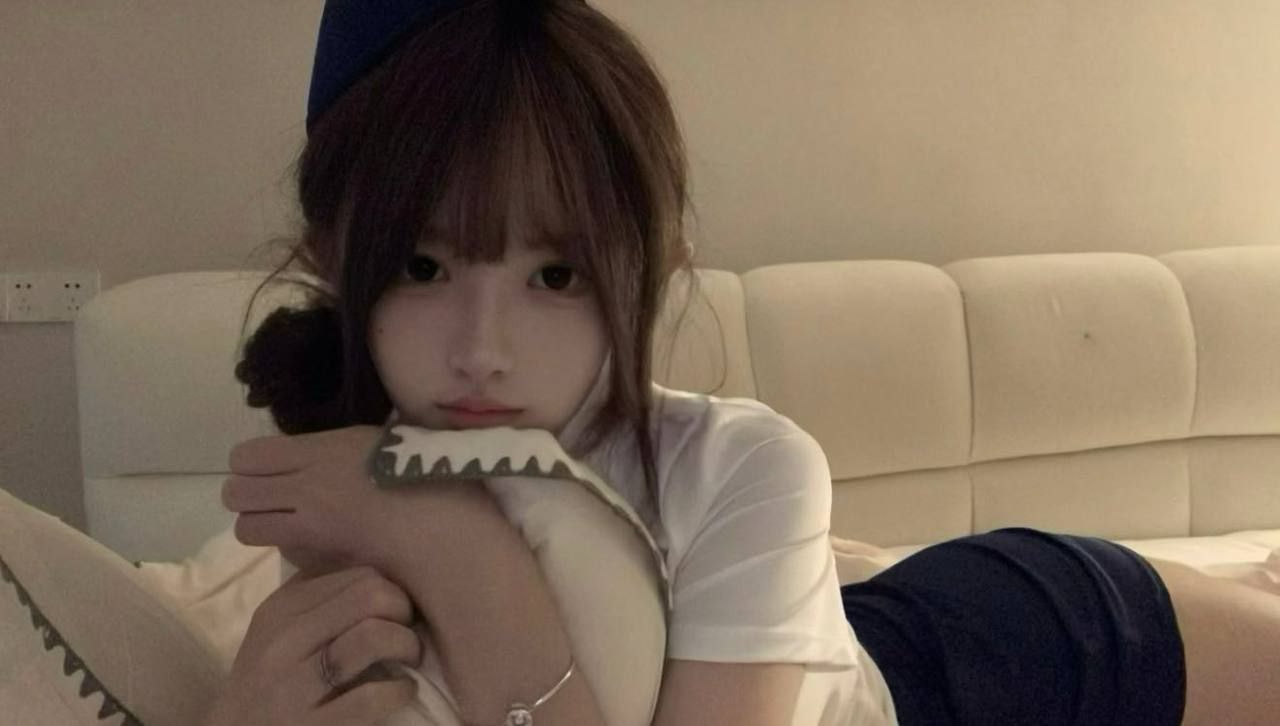 广州女孩 广州大学生 广州艺术院校 广州舞蹈系学妹 广州艺术学生 广州播音主持 广州清纯学姐 广州05后大学 ...