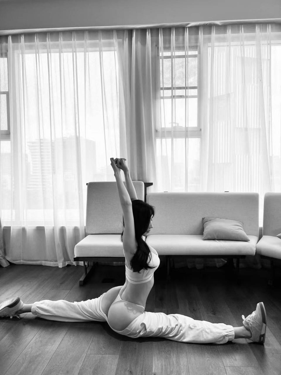 上海同城 上海约会 上海高端伴游 上海京城名媛 京城高端约会