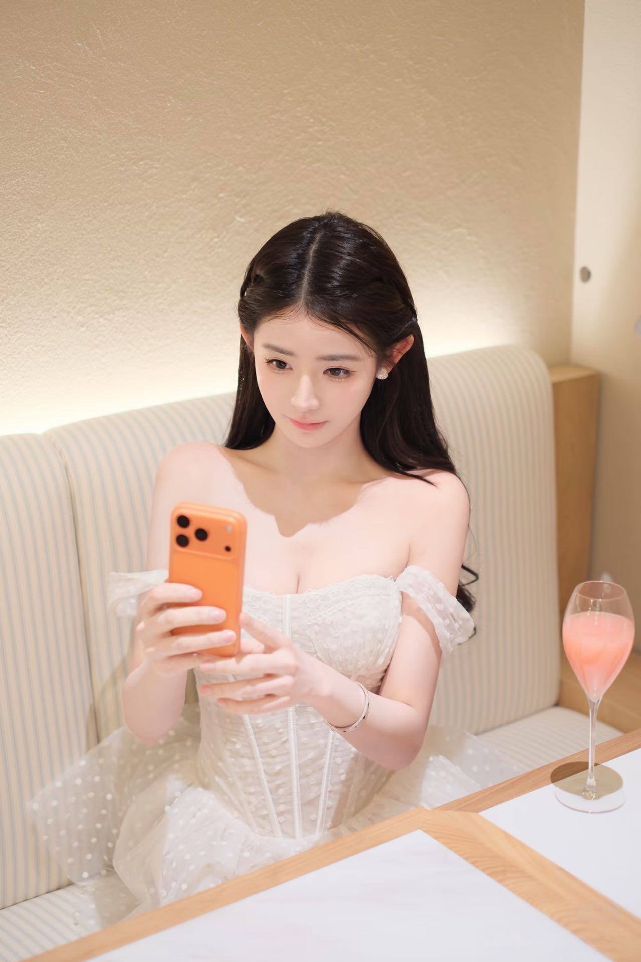 上海聊天交友 上海吃饭聊天 上海轻社交 上海单身交友 上海同城交友