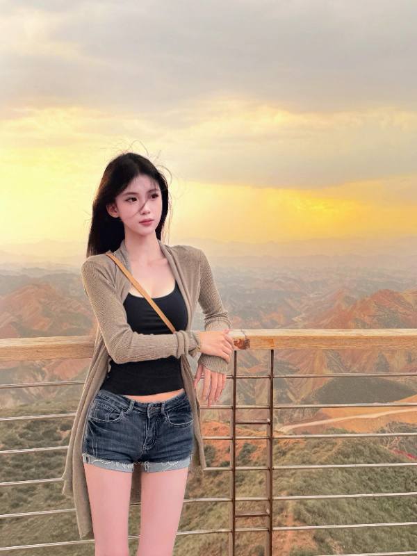 深圳找大学生 深圳约大学生 深圳约炮