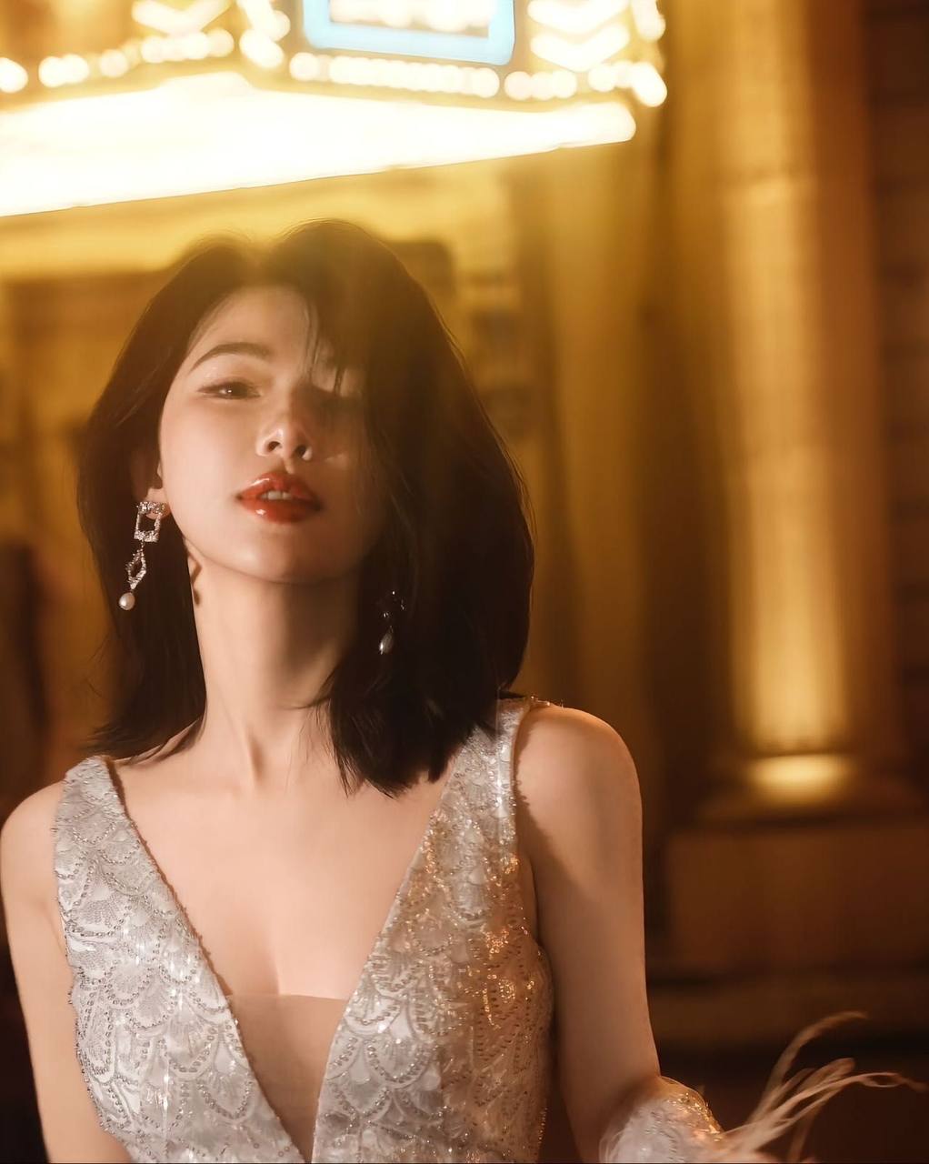 上海00后大学生 上海萝莉，cos 上海空姐 上海车模 上海瑜伽老师 上海高级白领 上海双语翻译 上海高海拔冷艳 ...