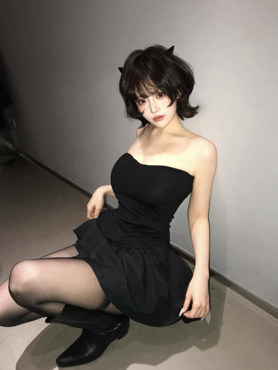 上海黄浦 小红娘 冷白皮 S曲线 短发 无风尘气 高级知识分子
