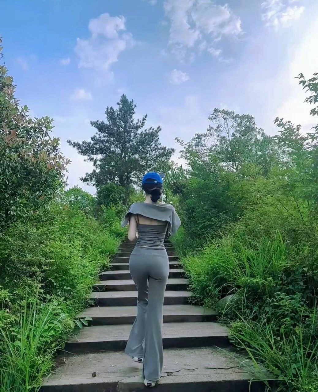 北京李栋纯欲碧玺F甜美少女性感御姐双商高