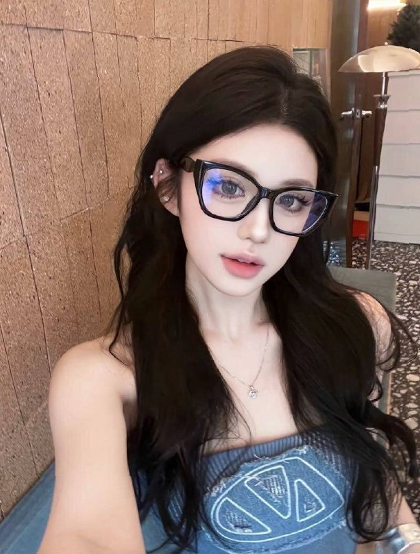 北京朝阳周生辰 中英韩三语 高素质 蛇纹口爆服务