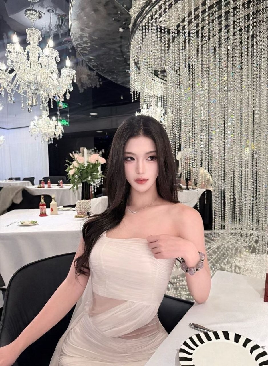 上海浦东小糖豆170cmC罩杯御姐气质滑润皮肤