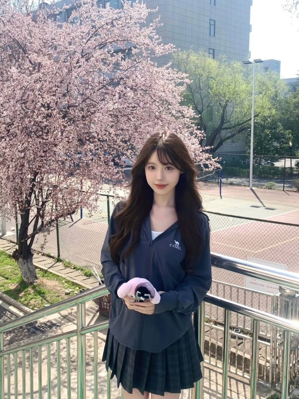 深圳小言 夜熬我 06新人 真实在校 靓丽白嫩 筷子腿