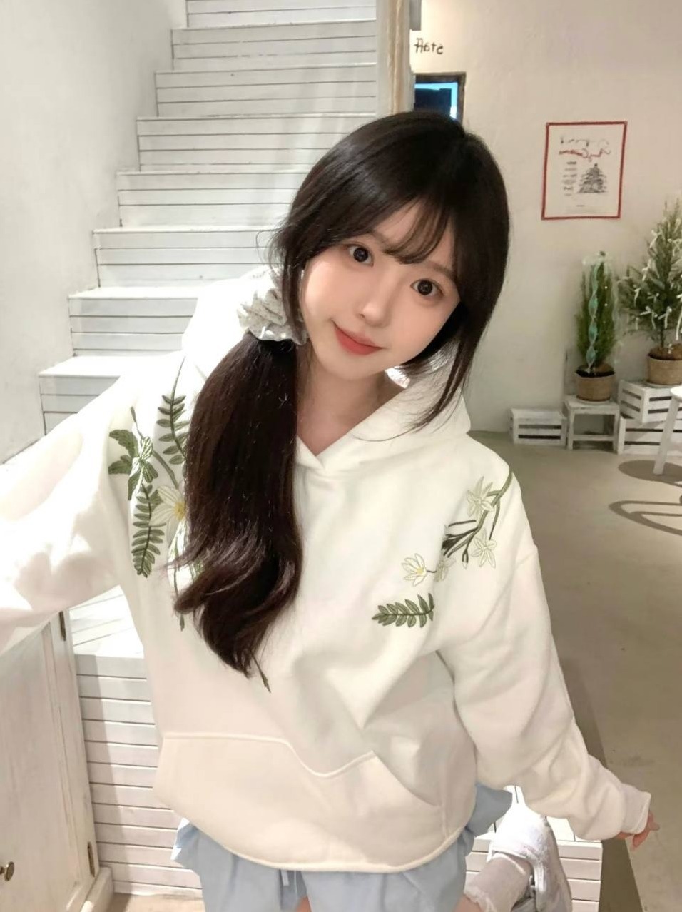 深圳小言 福田小妹 在校兼职 五官精致 身材完美