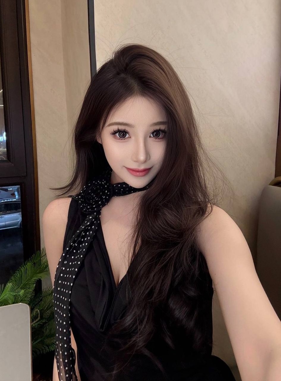 广州王子诺 无整容天然脸 腰臀比完美 腼腆可爱 气质出众