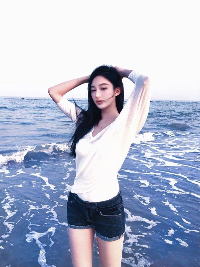深圳南山久菜蜜桃臀曲线天生敏感体质