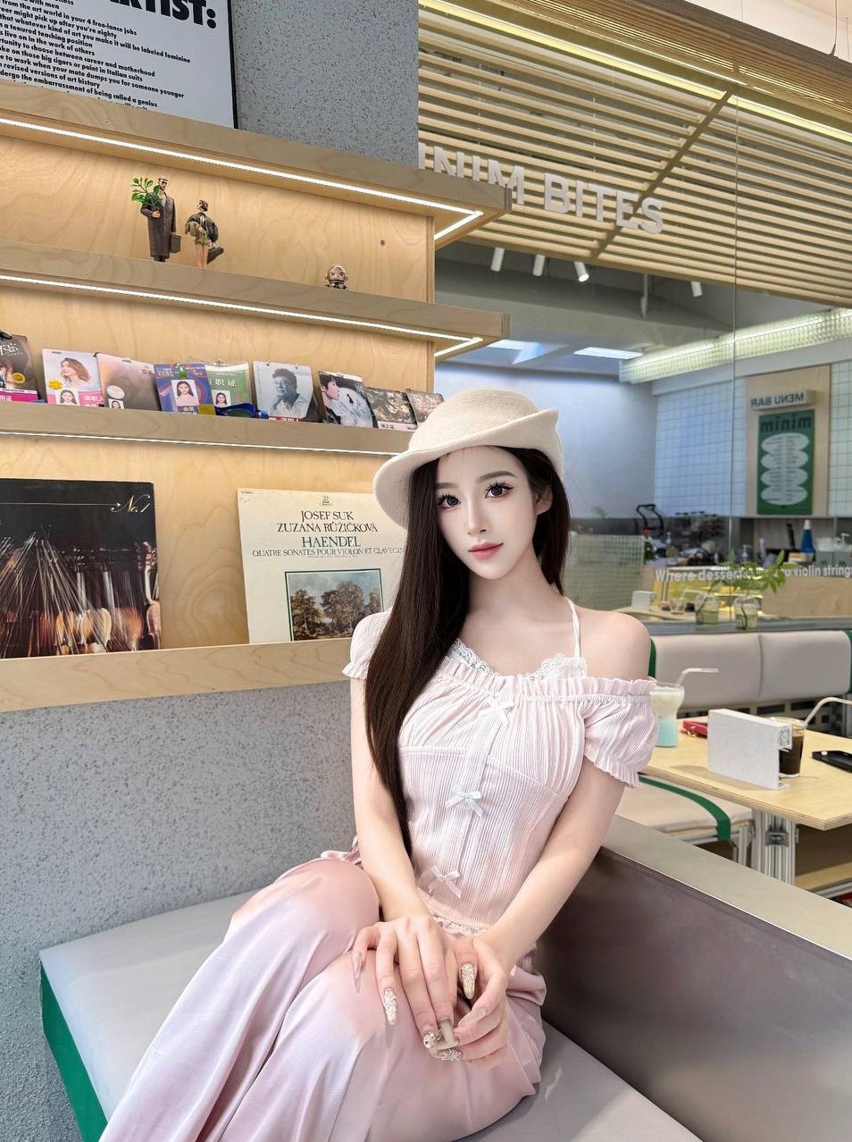 广州王子诺 天真无邪脸无纹身无整容腼腆可爱