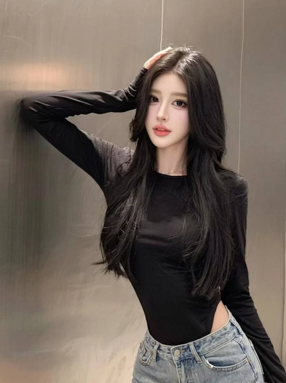 上海静安安鑫儿99年气质御姐天然F罩杯上下粉嫩