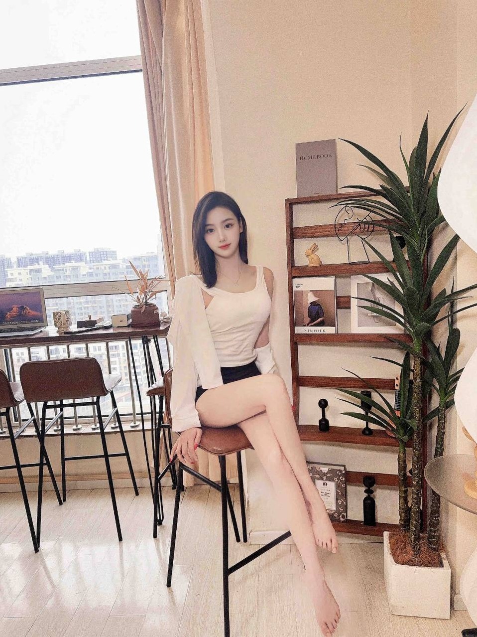 北京初沐中央美院大一兼职172cm48kg天然C气质学妹