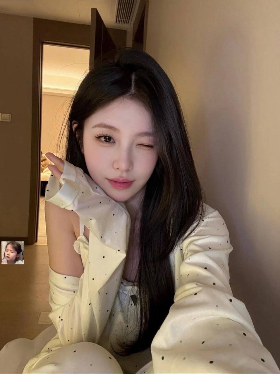 广州越秀甜美Coco天然美腿身高162cm