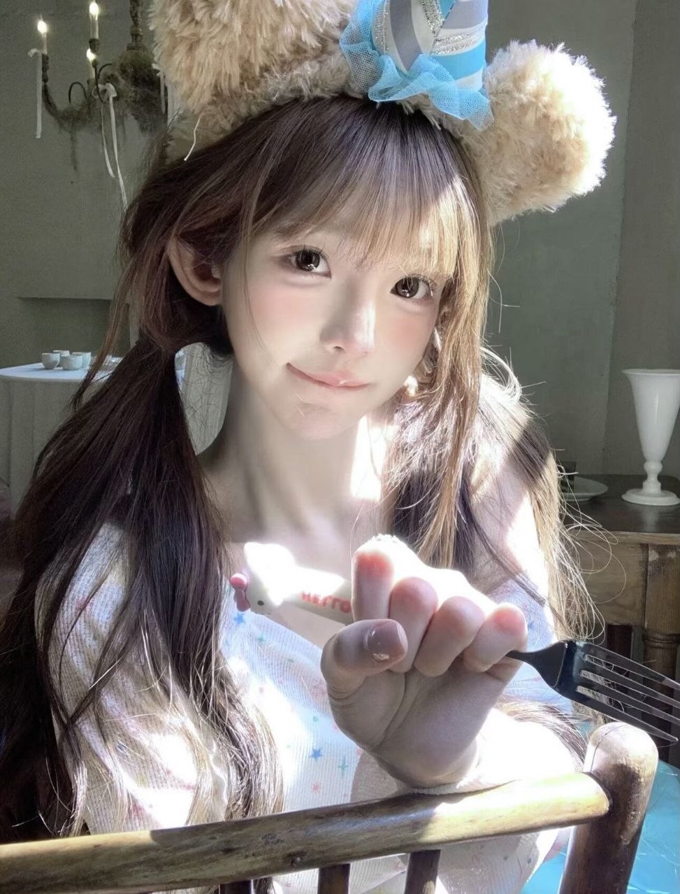 南京 Laochen 175cm C罩杯 白虎 清纯学生 初次兼职
