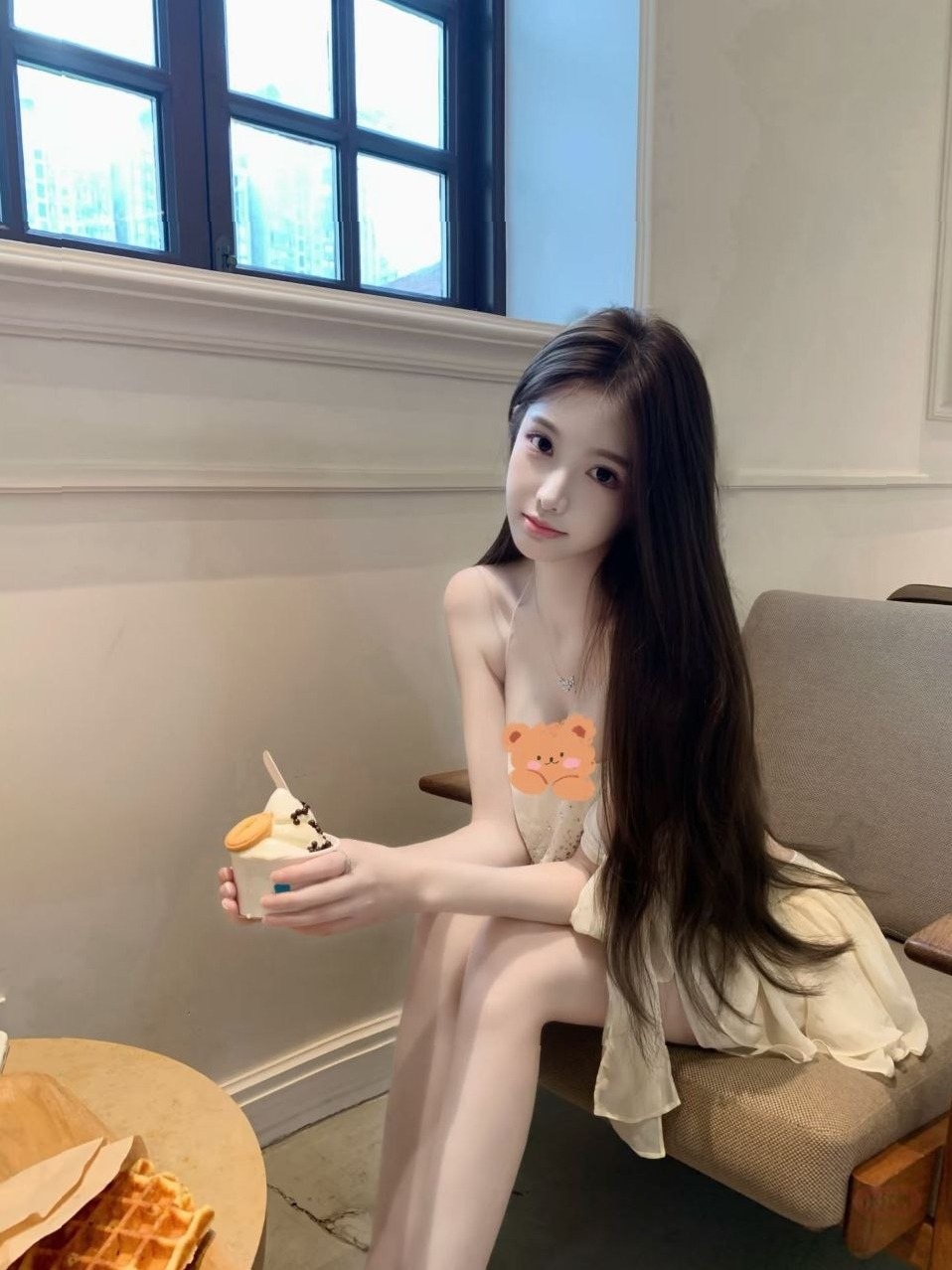 南京 Laochen 清纯素颜 纯欲感天菜 筷子腿 肤白胜雪