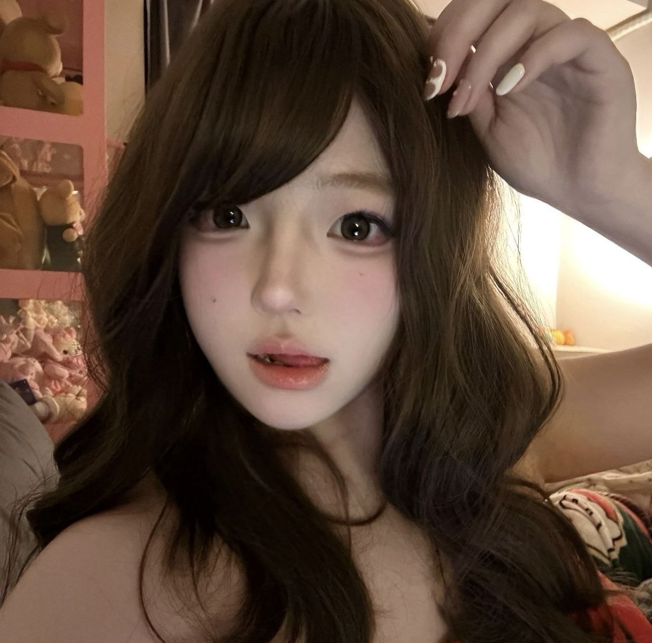南京 Laochen 身高175cm 体重48kg 皮肤雪白 三点粉