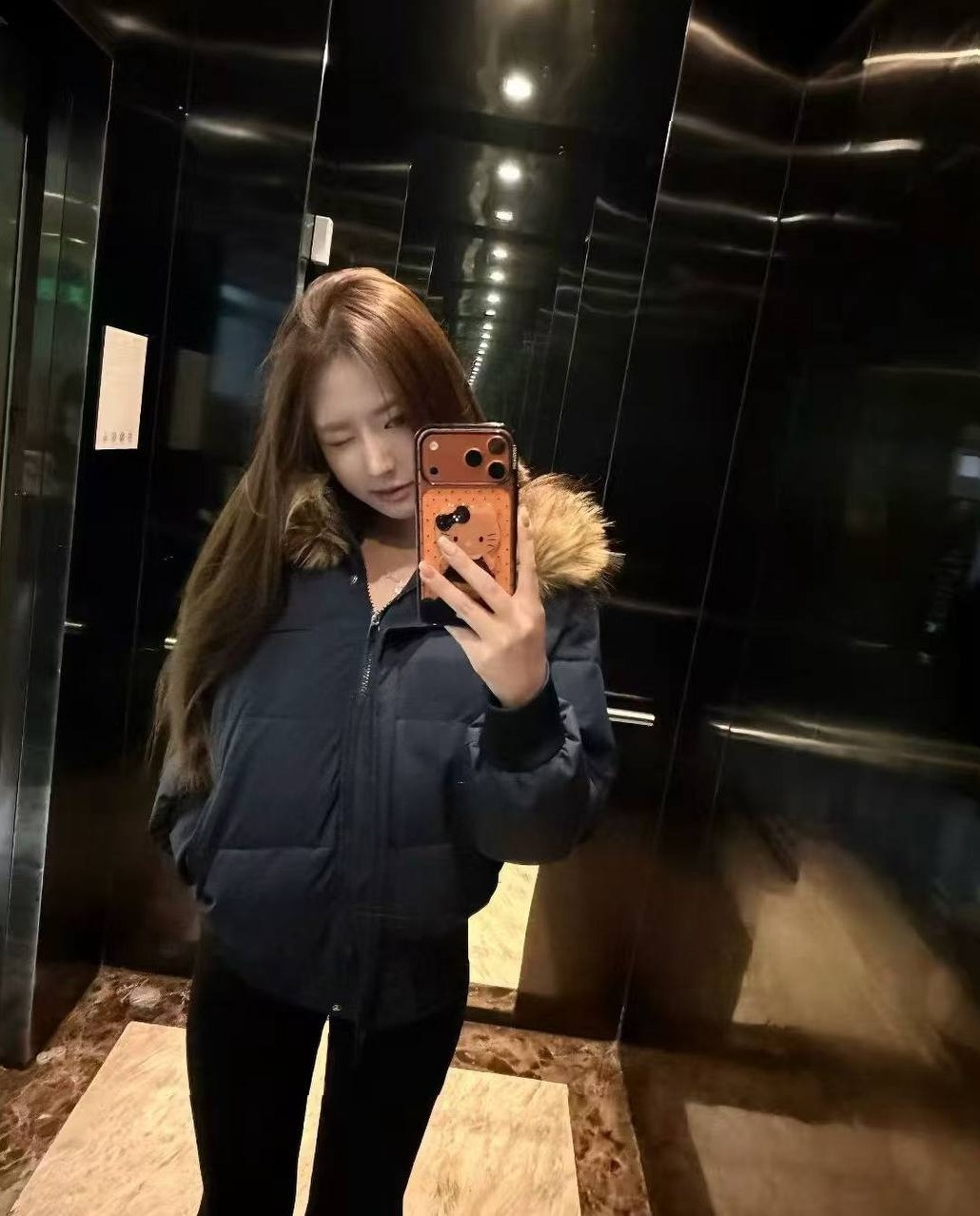 深圳南山雨泽 南方姑娘 身高173 体重98 无纹身 清纯可人