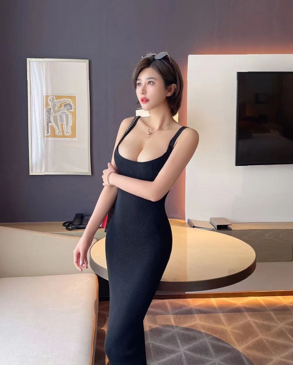 上海静安云云 天然妈生脸 176E 御姐