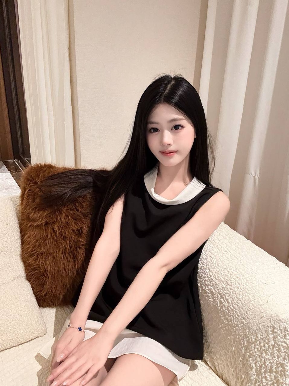 深圳 张葡萄 身高168 翘臀S身材 声线甜美 配合度高 可纯可御