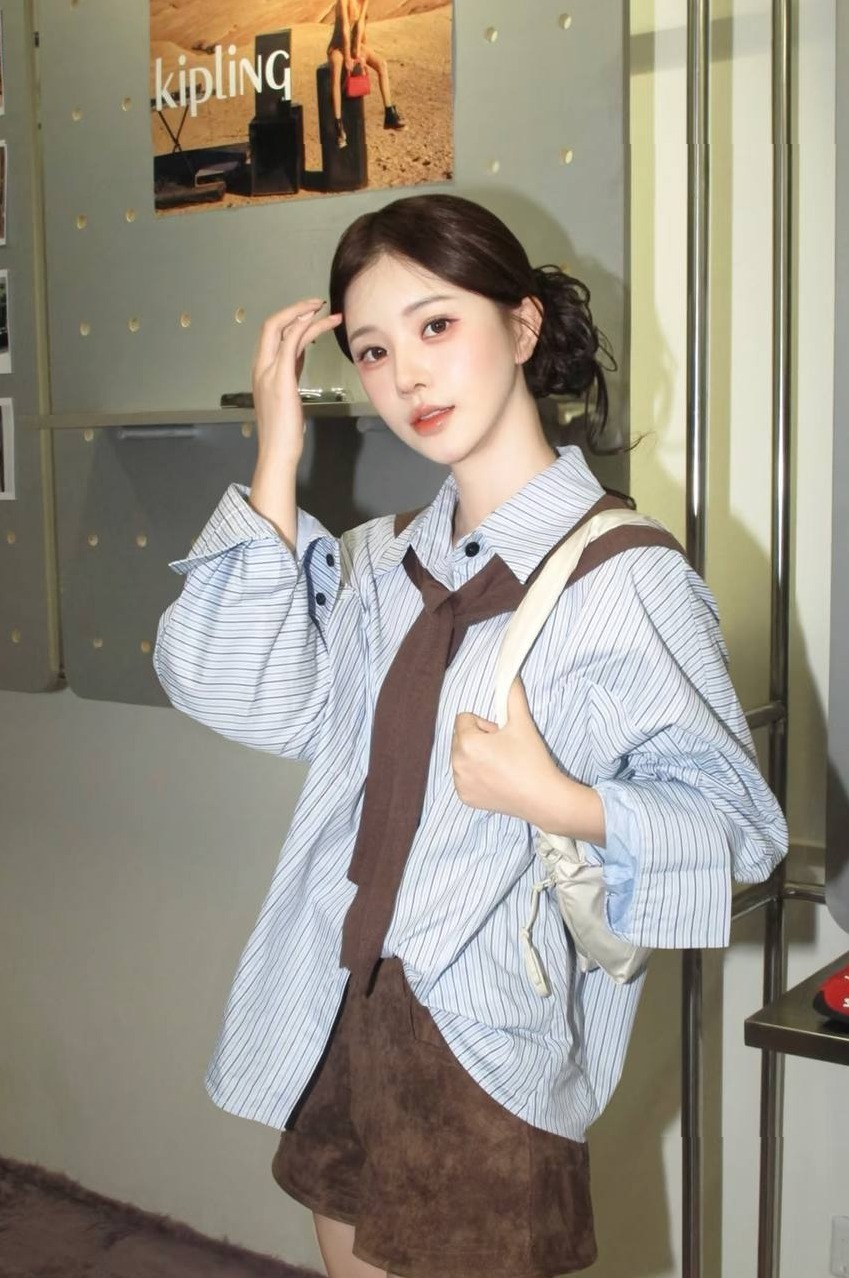 北京小志 腿比命长 锦鲤吸水 无纹身 纯欲 175D