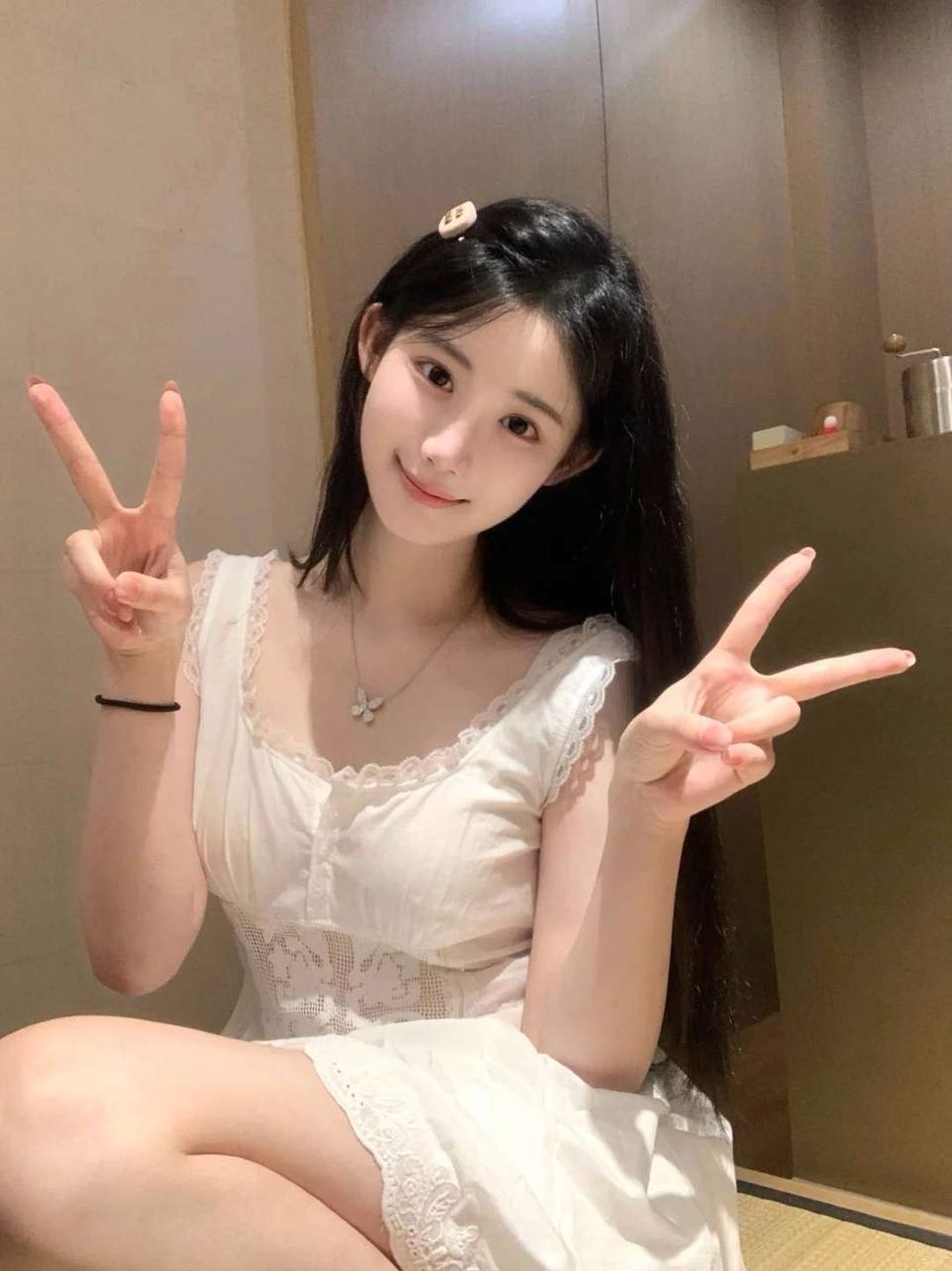 北京三里屯罗密欧27号 165D 06在读校花 天然零整 素颜白皙