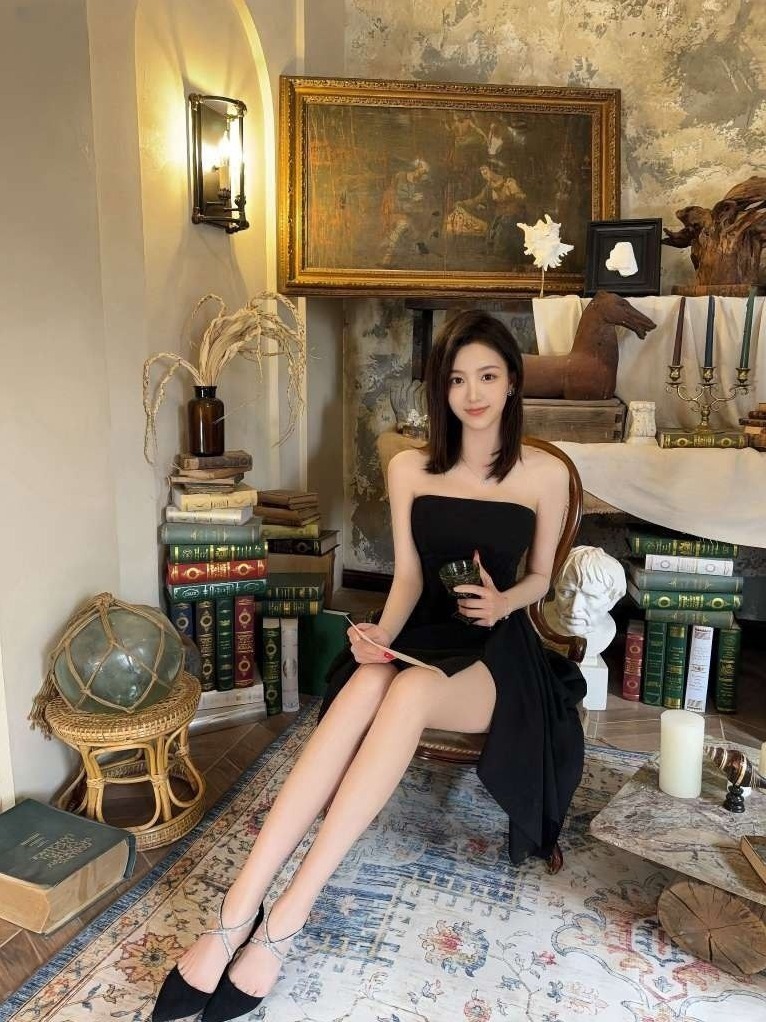 北京 奶兔 完美身材侧身 天然曲线无纹身