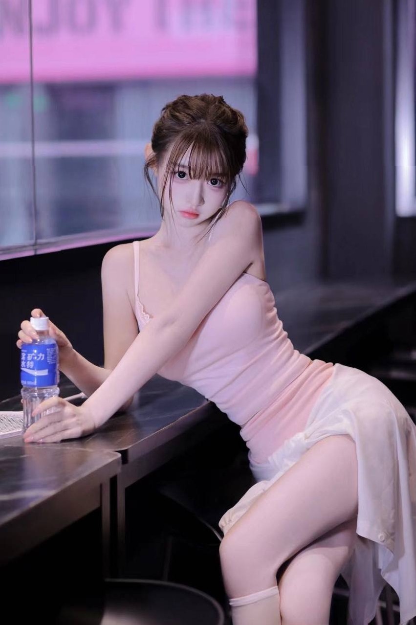 北京罗密欧369号 不抽烟不喝酒 171D 纯天然 待客如初恋